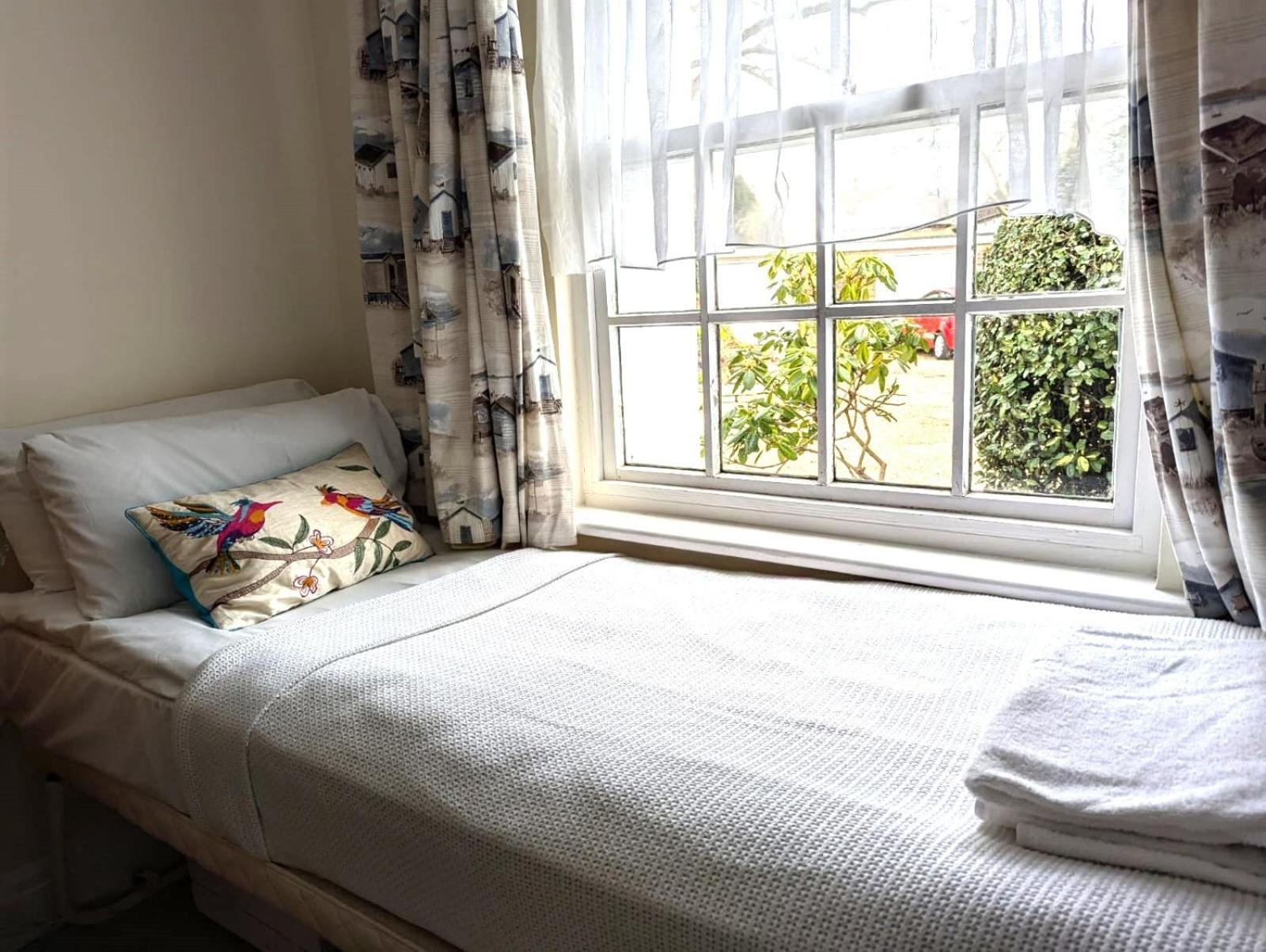 Georgian 2 Bedroom Apartment In Chichester With Free Parking - Chichester Holiday Properties Zewnętrze zdjęcie